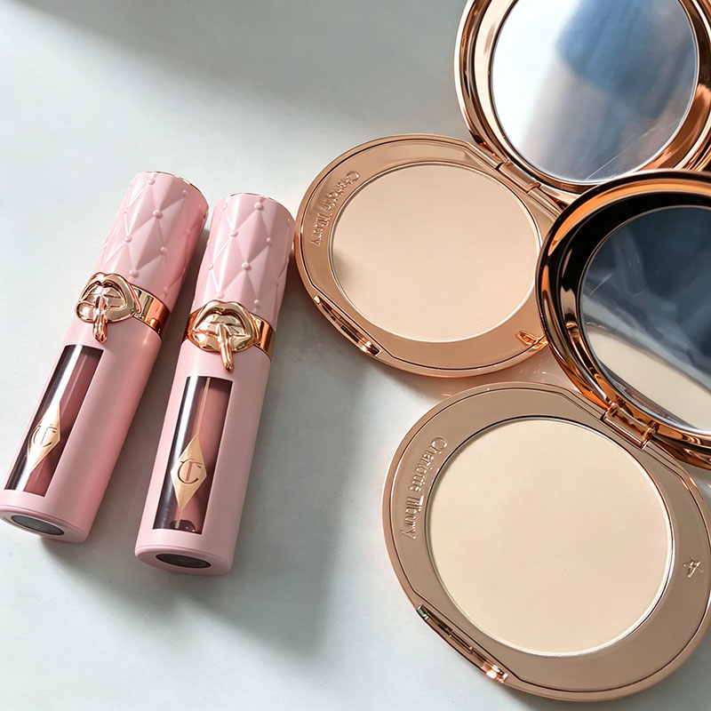 CT Diamond Luminous Highlighte - Rare Beauty Makeup Highlighter recension och pris